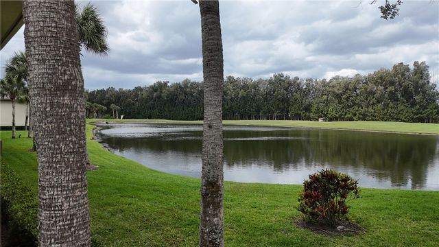 18 Plantation Drive 204, Vero Beach, FL 32966