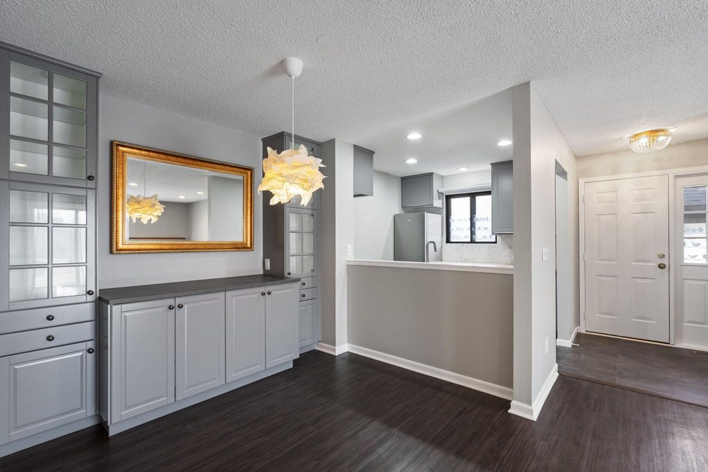 445 Shelard Parkway 104, Saint Louis Park, MN 55426