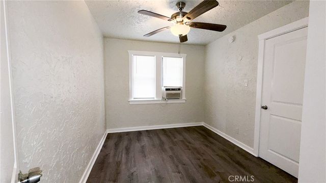 5031 Bakman Avenue 2, North Hollywood, CA 91601