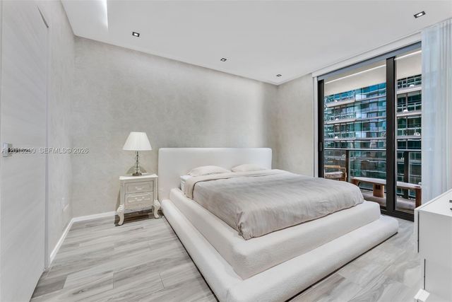 801 S Miami Ave 1805, Miami, FL 33130