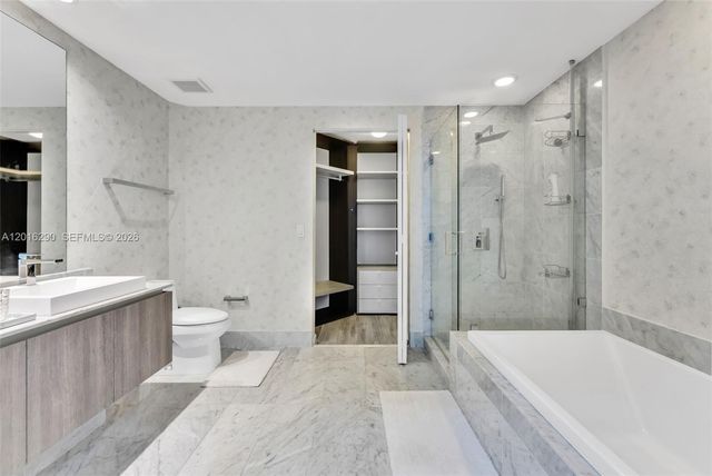 801 S Miami Ave 1805, Miami, FL 33130