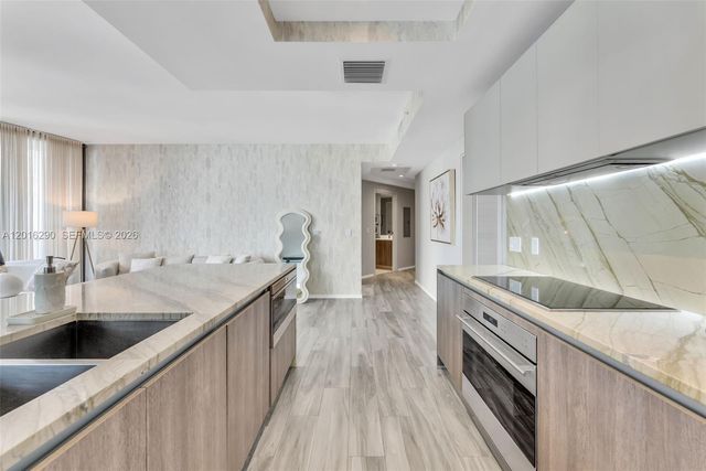 801 S Miami Ave 1805, Miami, FL 33130