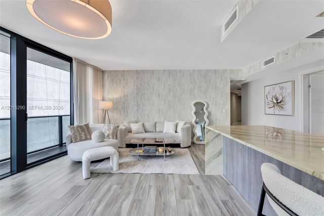 801 S Miami Ave 1805, Miami, FL 33130