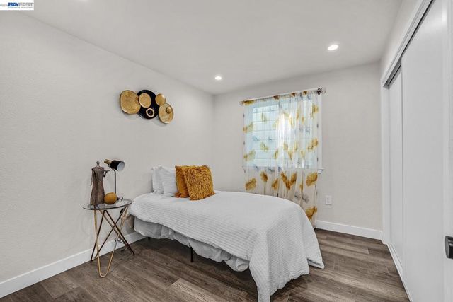 1515 Center St, Oakland, CA 94607