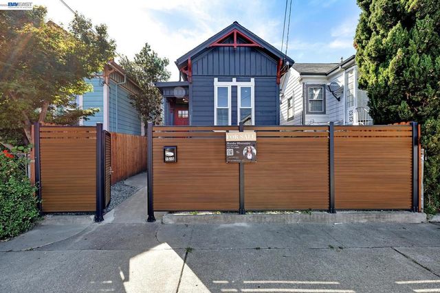 1515 Center St, Oakland, CA 94607