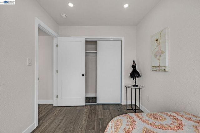 1515 Center St, Oakland, CA 94607