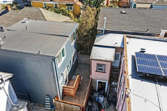 1515 Center St, Oakland, CA 94607