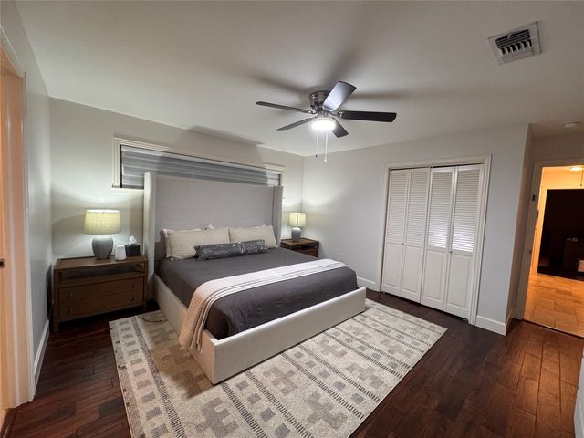 9911 Cedarhurst Drive, Houston, TX 77096