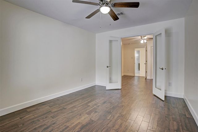 9911 Cedarhurst Drive, Houston, TX 77096