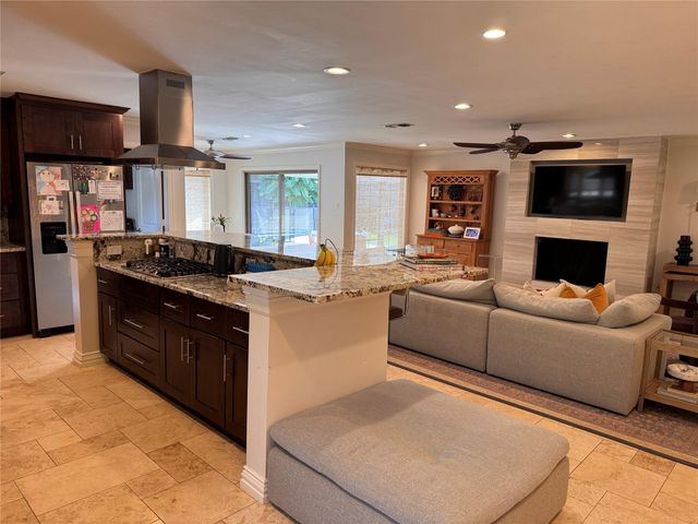 9911 Cedarhurst Drive, Houston, TX 77096