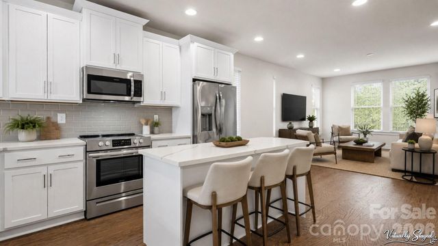 5003 York Park Lane, Charlotte, NC 28217