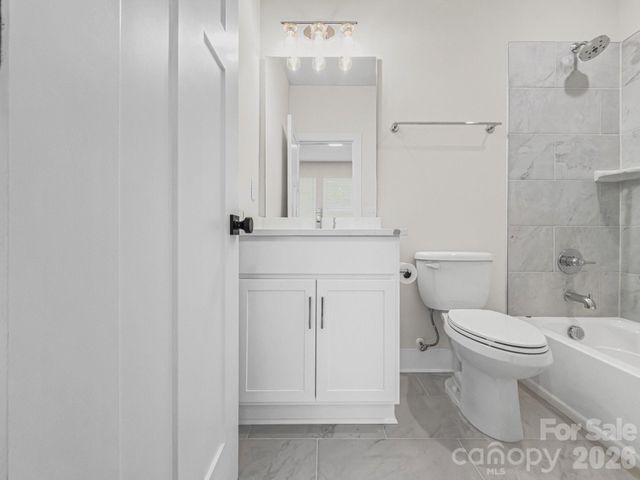 5003 York Park Lane, Charlotte, NC 28217