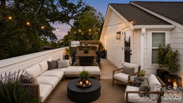 5003 York Park Lane, Charlotte, NC 28217