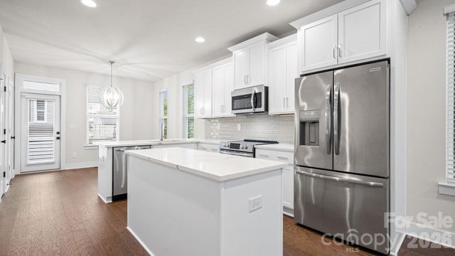 5003 York Park Lane, Charlotte, NC 28217