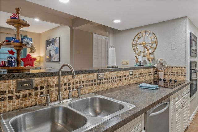 727 Callender Lake Drive D, Murchison, TX 75778