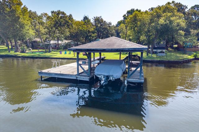 727 Callender Lake Drive D, Murchison, TX 75778