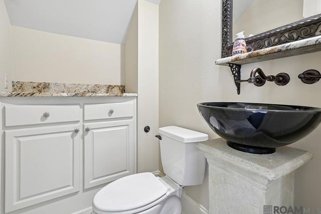 36472 Lake Bend Ave, Prairieville, LA 70769