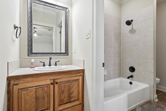 36472 Lake Bend Ave, Prairieville, LA 70769