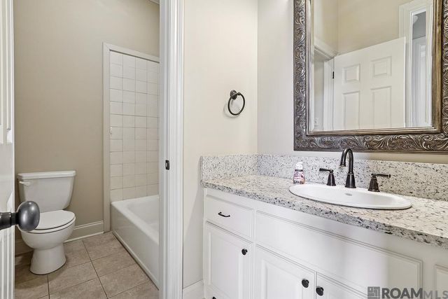 36472 Lake Bend Ave, Prairieville, LA 70769