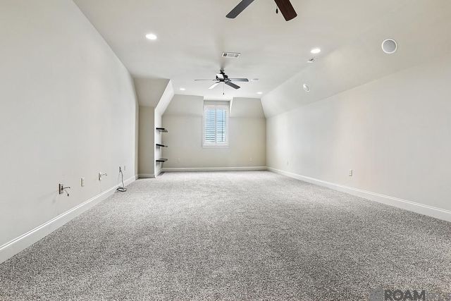 36472 Lake Bend Ave, Prairieville, LA 70769