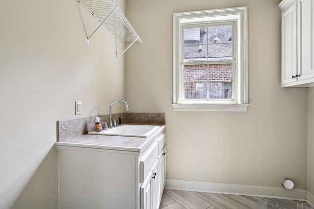 36472 Lake Bend Ave, Prairieville, LA 70769