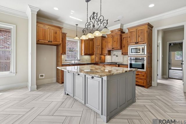 36472 Lake Bend Ave, Prairieville, LA 70769