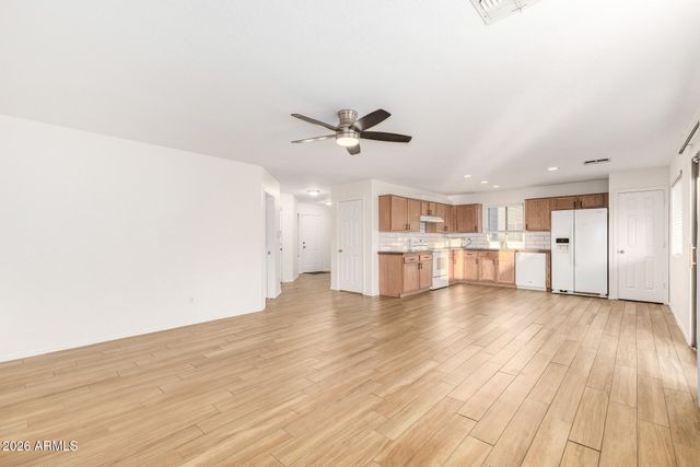 2391 W ALLENS PEAK Drive, San Tan Valley, AZ 85144