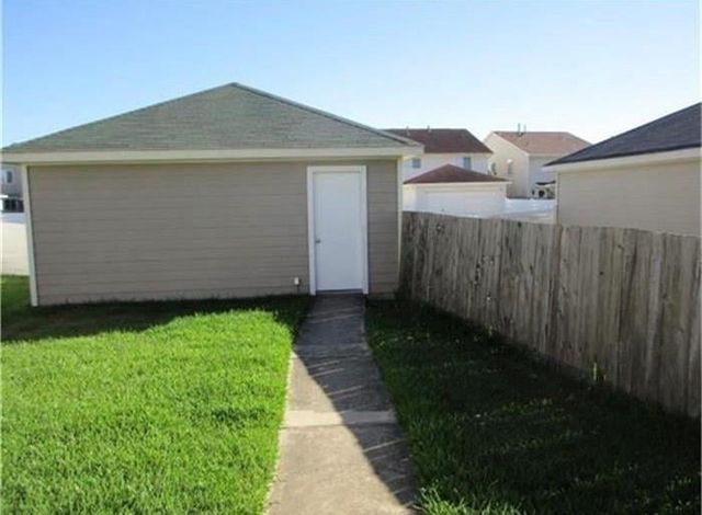 1035 Grassy View Drive, Houston, TX 77073