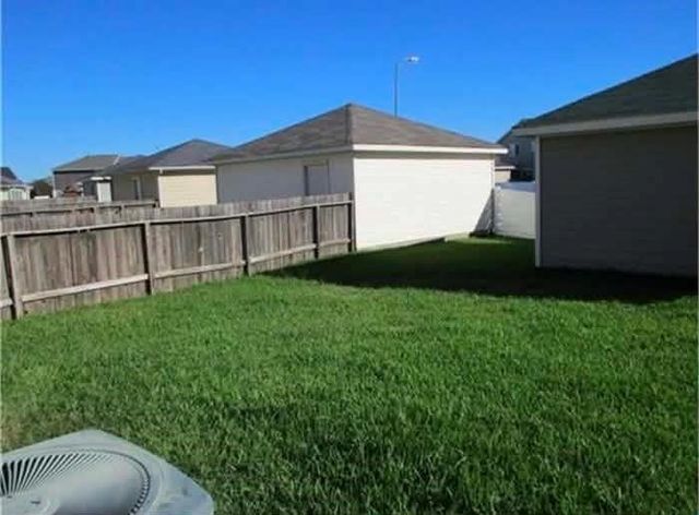 1035 Grassy View Drive, Houston, TX 77073