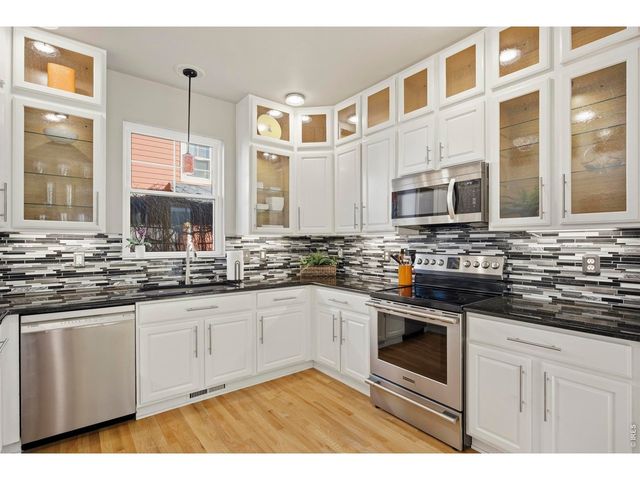 5314 Corbett Dr, Fort Collins, CO 80528