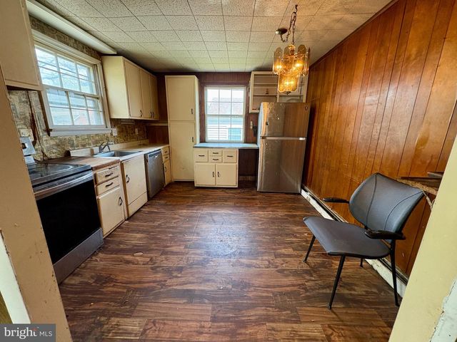 213 ELIZABETH AVENUE, Rockville, MD 20850