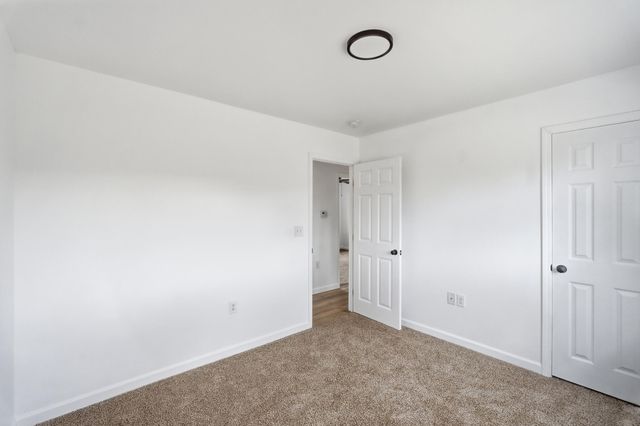 4573 N Woodson Avenue, Fresno, CA 93705