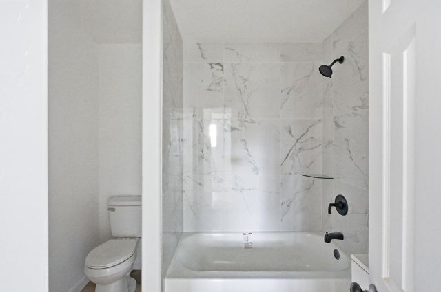 4573 N Woodson Avenue, Fresno, CA 93705