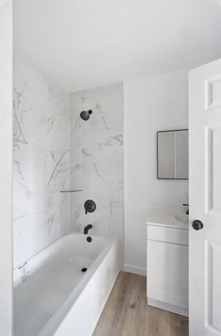 4573 N Woodson Avenue, Fresno, CA 93705