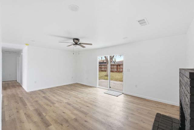 4573 N Woodson Avenue, Fresno, CA 93705