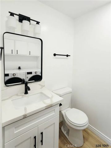 326 10th Place, Manhattan Beach, CA 90266