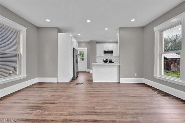 2221 E 97th Street, Cleveland, OH 44106