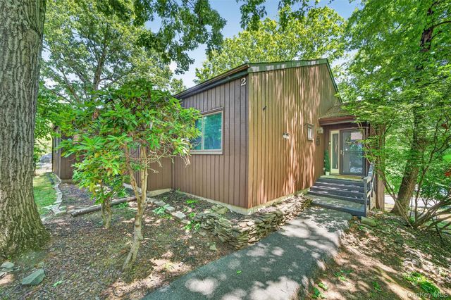2 Acorn Court, Highland Mills, NY 10930