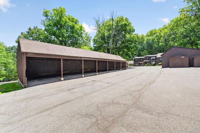 2 Acorn Court, Highland Mills, NY 10930