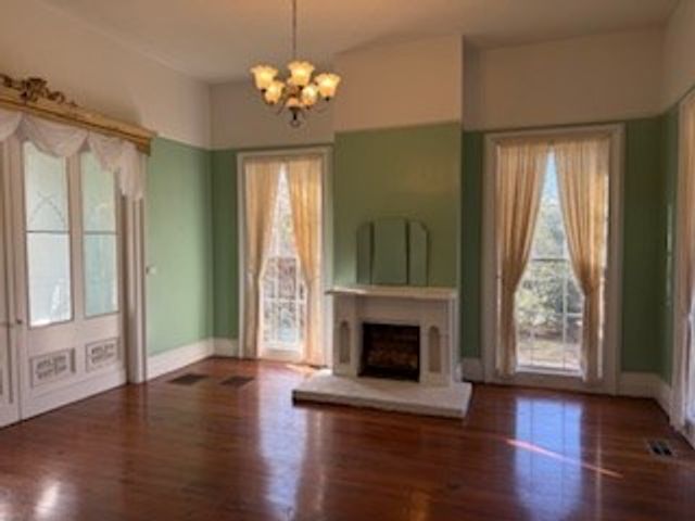 206 Rivers Avenue, Eufaula, AL 36027