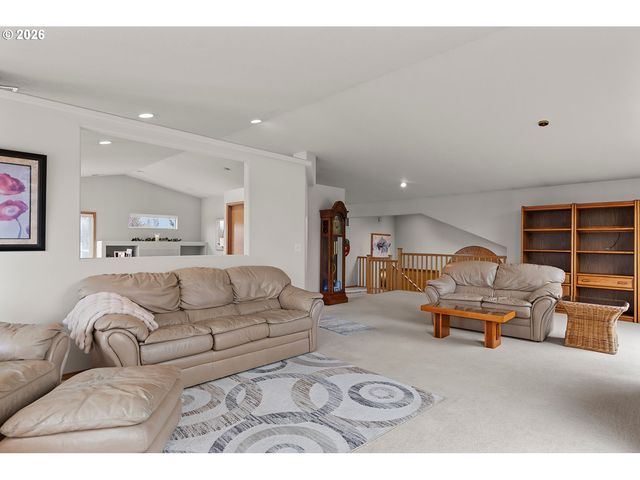 3103 Ne 143RD St, Vancouver, WA 98686