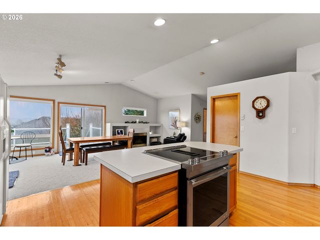 3103 Ne 143RD St, Vancouver, WA 98686