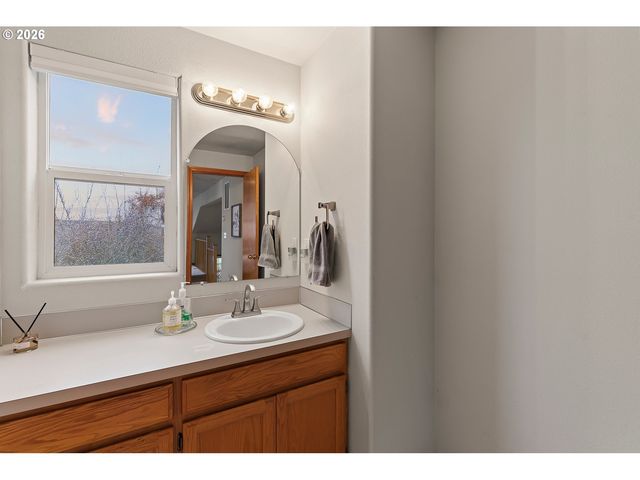 3103 Ne 143RD St, Vancouver, WA 98686