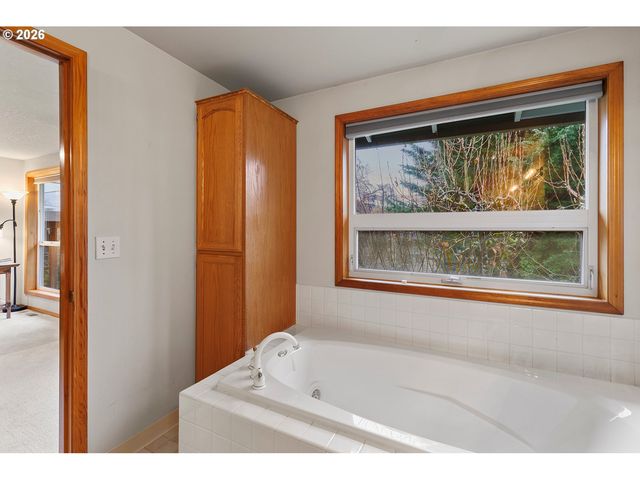 3103 Ne 143RD St, Vancouver, WA 98686