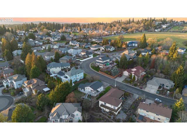 3103 Ne 143RD St, Vancouver, WA 98686