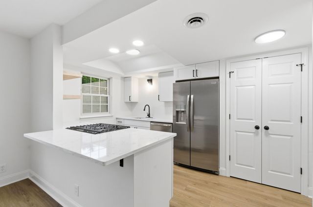 8207 Sawyer Brown Rd Apt E3, Nashville, TN 37221