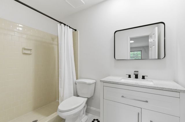 8207 Sawyer Brown Rd Apt E3, Nashville, TN 37221