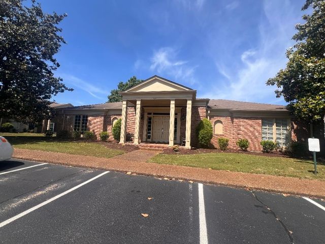 8207 Sawyer Brown Rd Apt E3, Nashville, TN 37221