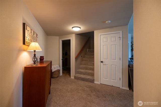 1895 SE Maple Drive, Chehalis, WA 98532