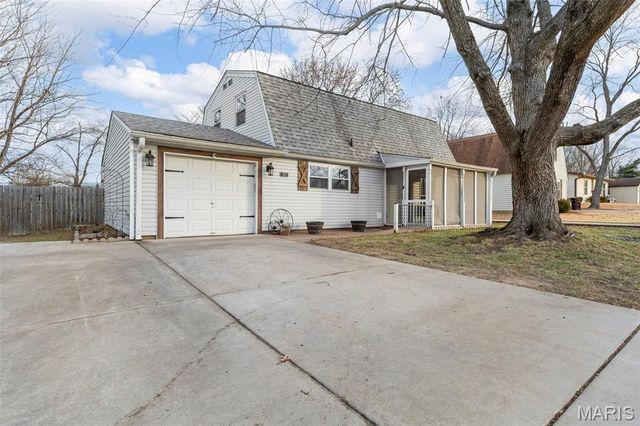 92 Plum Tree Drive, St Peters, MO 63376